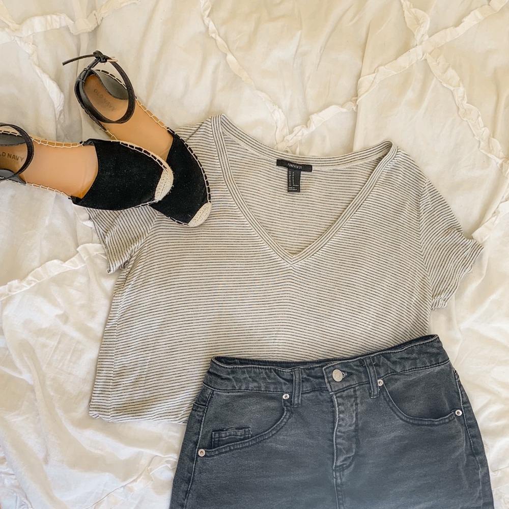 V-Neck Black & White Striped Tee